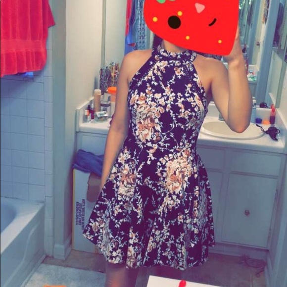 MACYS Dress - Picture 7 of 7